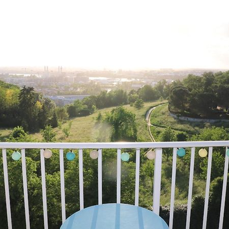 Appartement Vue sur fleuve, parking, Tram A à Cenon Extérieur photo