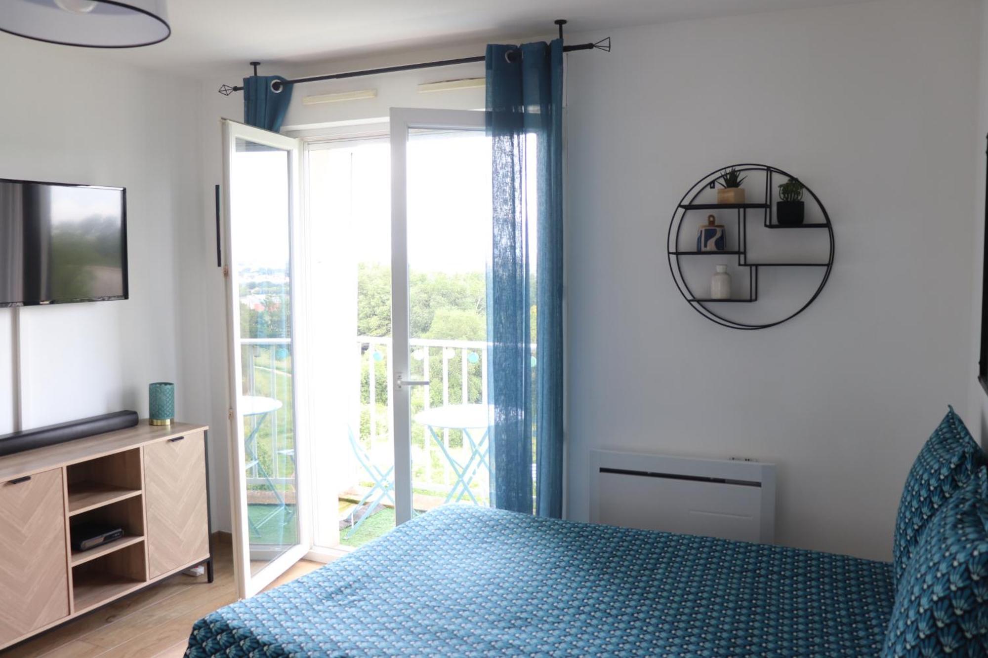 Appartement Vue sur fleuve, parking, Tram A à Cenon Extérieur photo